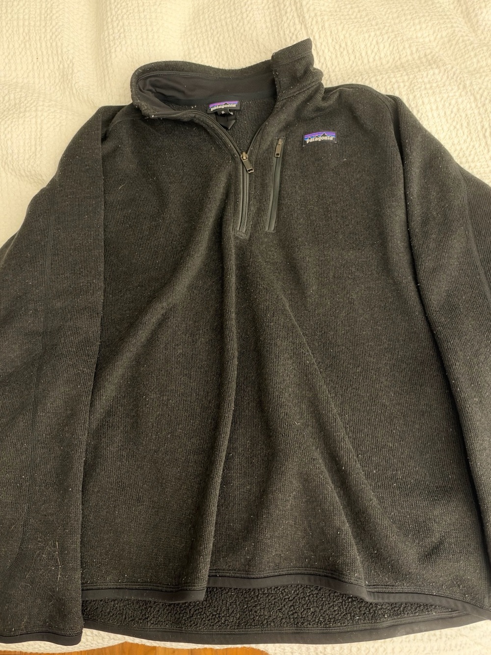 Patagonia Men’s Black Half-Zip Fleece Pullover